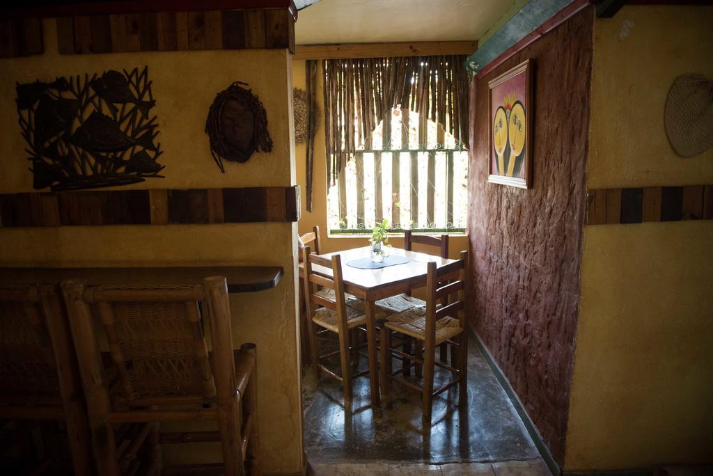 Hostal Dona Chava Pedernales Dış mekan fotoğraf